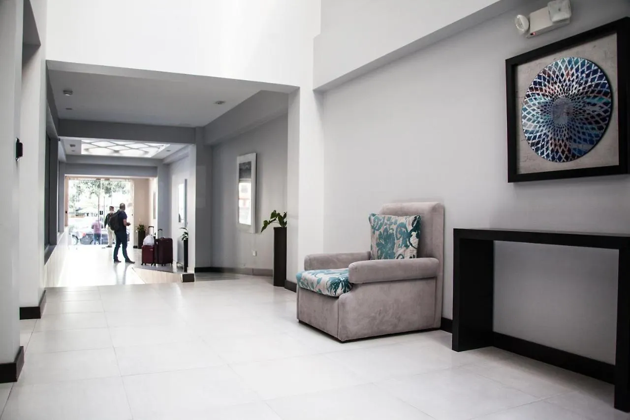 Deluxe Apartment Metroplaza 키토 0*,
